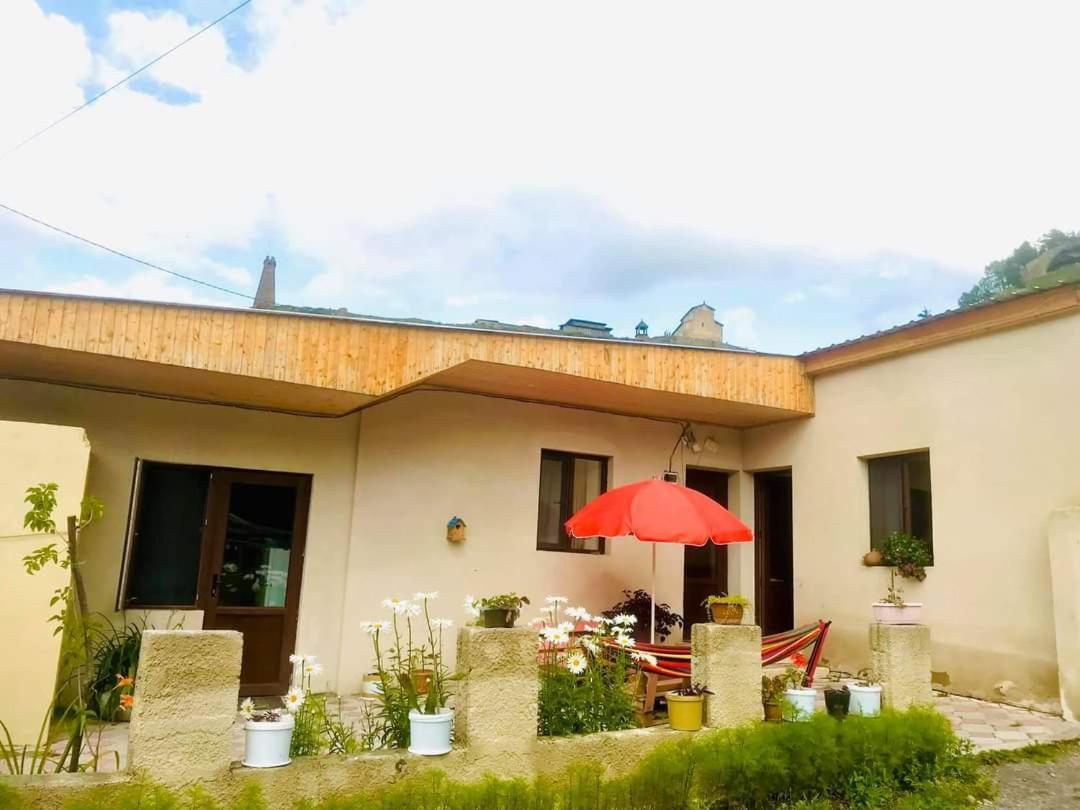 Guesthouse And Cottage Nicolo Kazbegi Luaran gambar