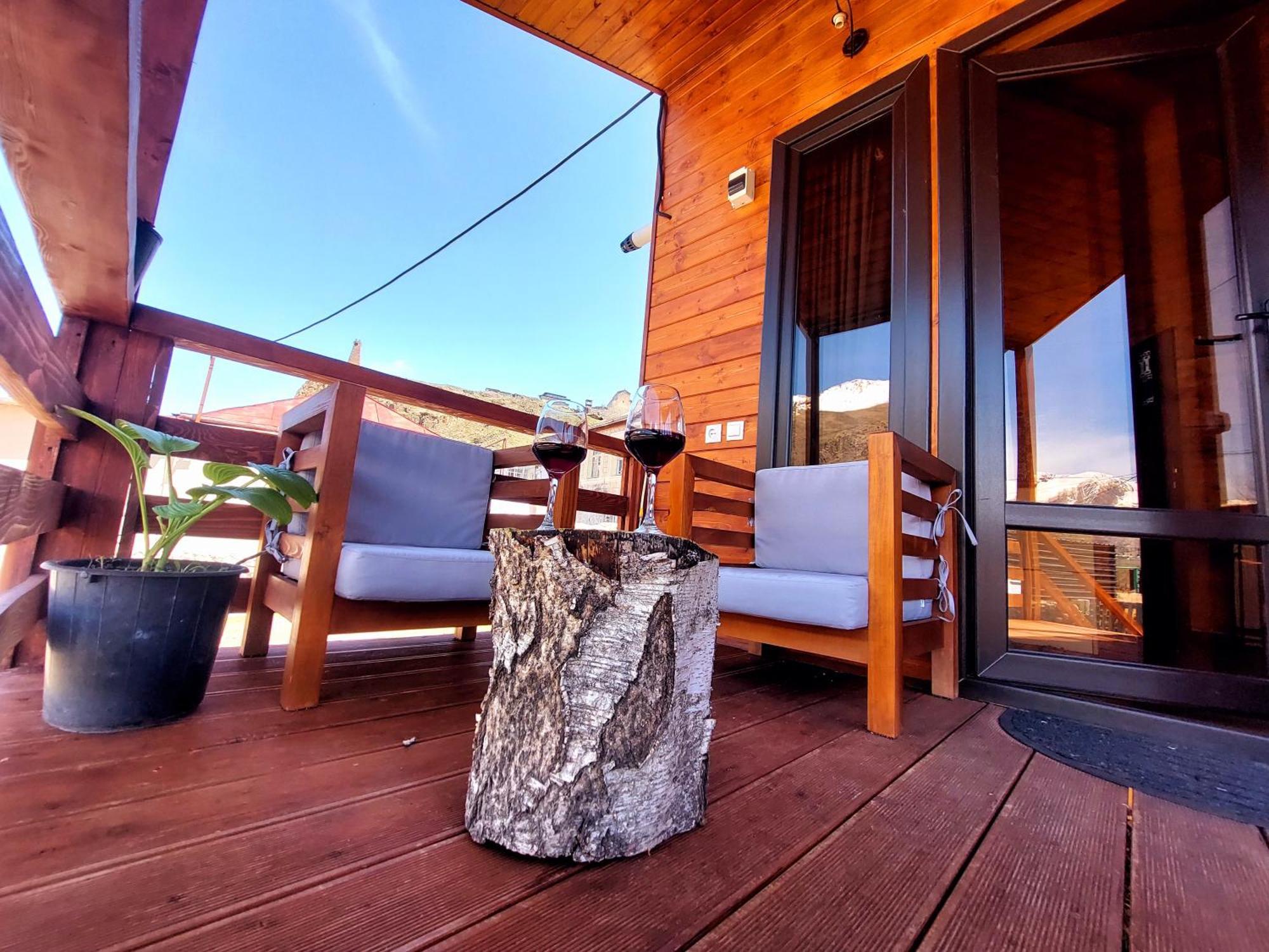Guesthouse And Cottage Nicolo Kazbegi Luaran gambar